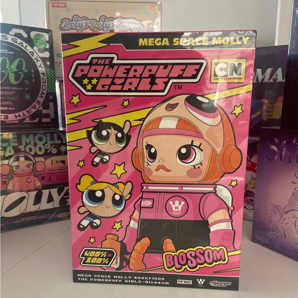 AUTHENTIC NEW Powerpuff Girls Mega Space Molly BLOSSOM 400% + BLOSSOM 100%